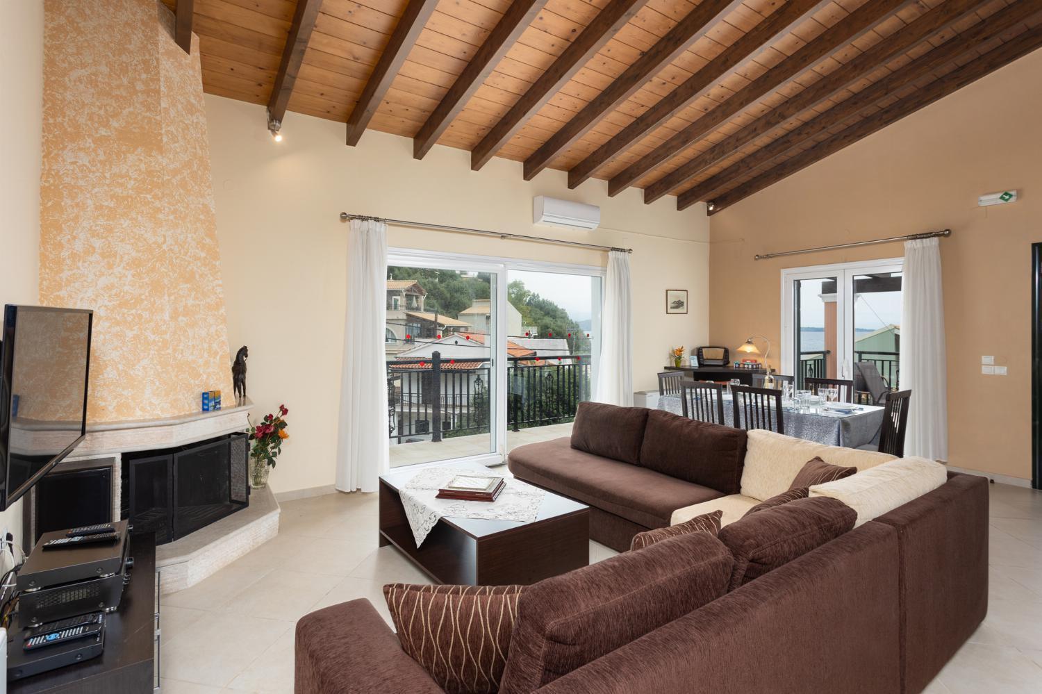 Villa Konstantinos Katávolos Dış mekan fotoğraf