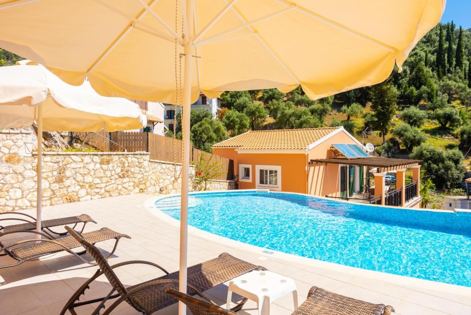 Villa Konstantinos Katávolos Dış mekan fotoğraf